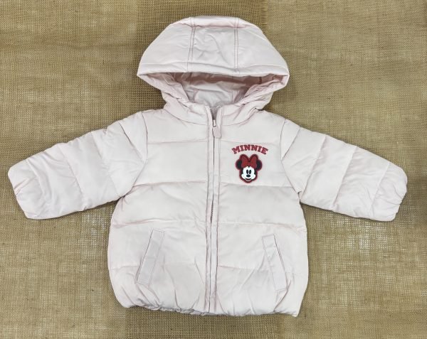 PLUMAS ACOLCHADO CON CAPUCHA ROSA CON MINNIE EN LA PARTE DELANTERA Y TRASERA Z23