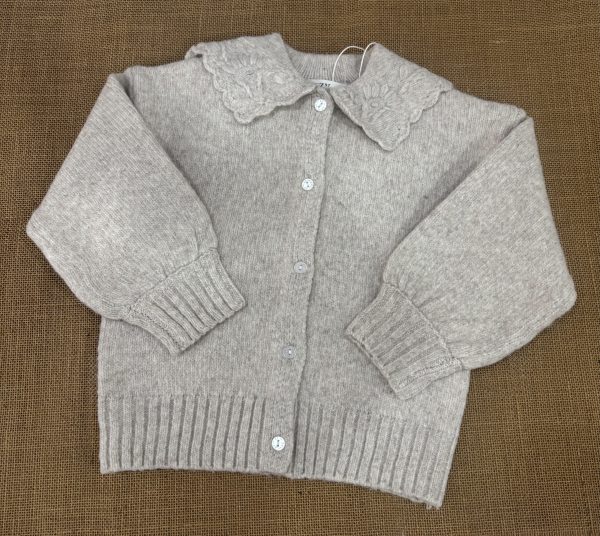 CHAQUETA LANA COLOR ARENA CON CUELLOS PICO Z54