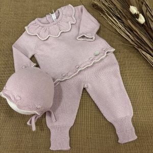 CONJUNTO LANA DE ALGODON ROSA JERSEY CON CUELLO Y GARBANCITOS POLAINAS Y CAPOTA 004-11327