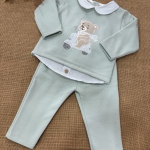 CONJUNTO ALGODON VERDE CON SUDADERA OSITO EN MOTO CON CUELLO Y PARTE DE ABAJO VICHY Y PANTALONES 026CB-638