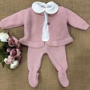 CONJUNTO TRES PIEZAS CHAQUETA Y POLAINAS LANA ROSA EMPOLVADO Y CAMISA BLANCA 026MC-246