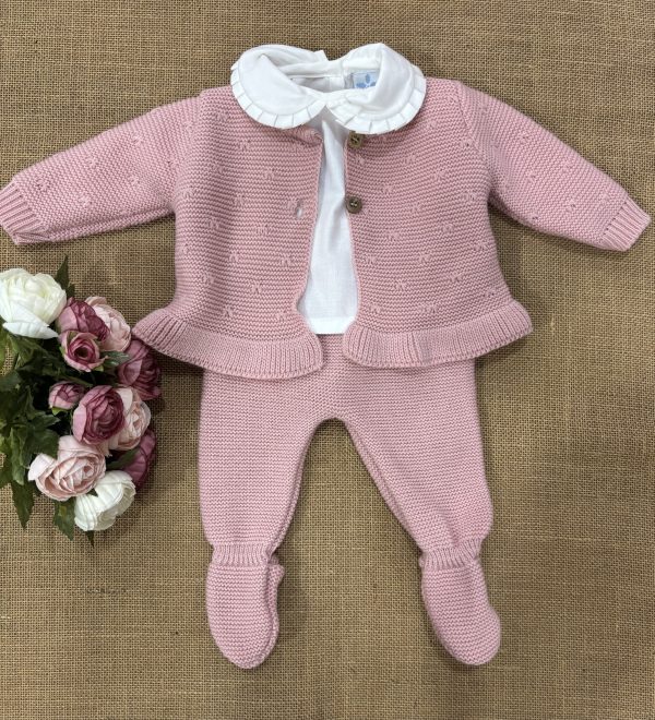 CONJUNTO TRES PIEZAS CHAQUETA Y POLAINAS LANA ROSA EMPOLVADO Y CAMISA BLANCA 026MC-246